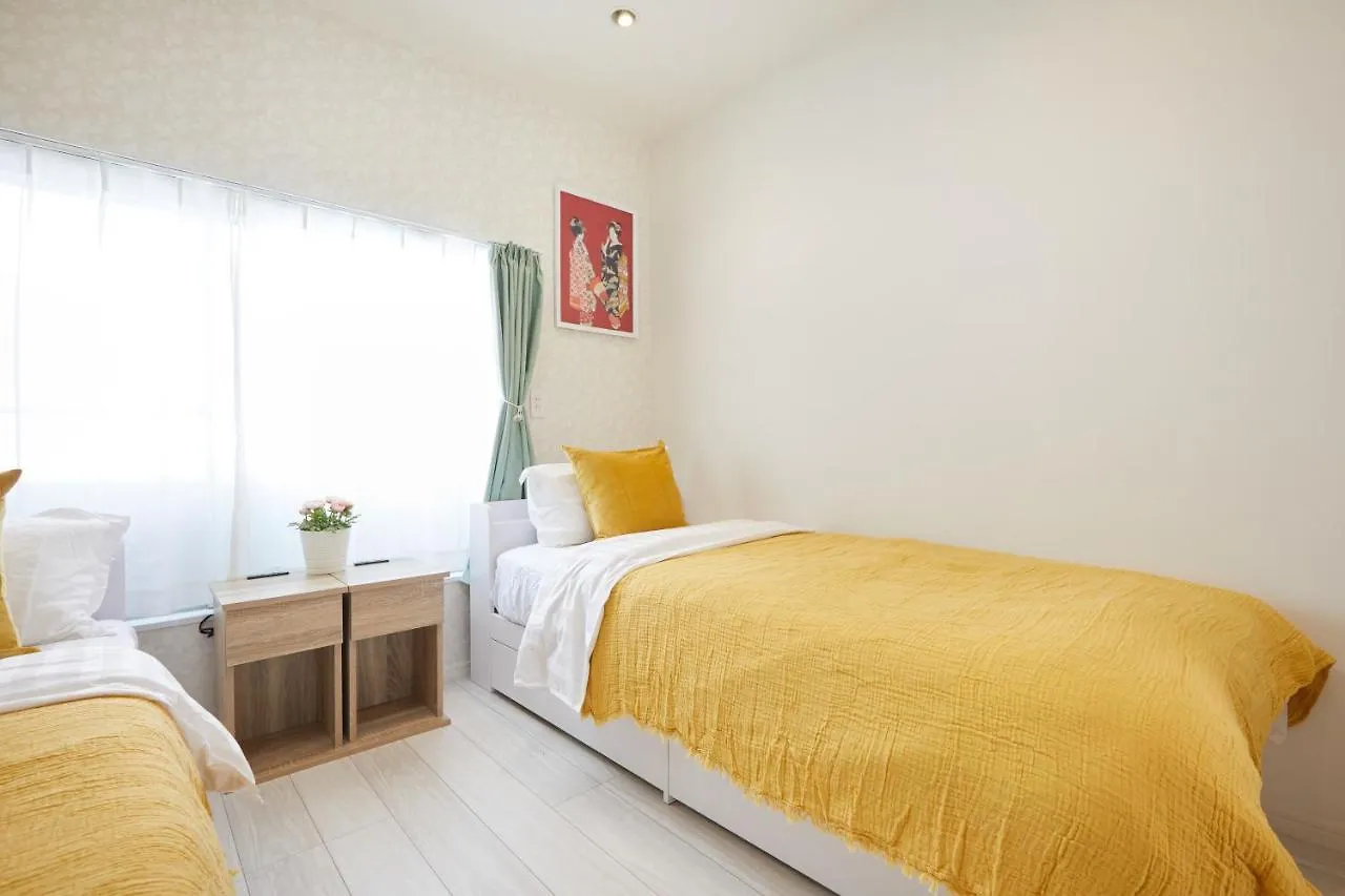 Cozy Room In東京浅草二階建の一軒家 Tokyo 0*,  Japan